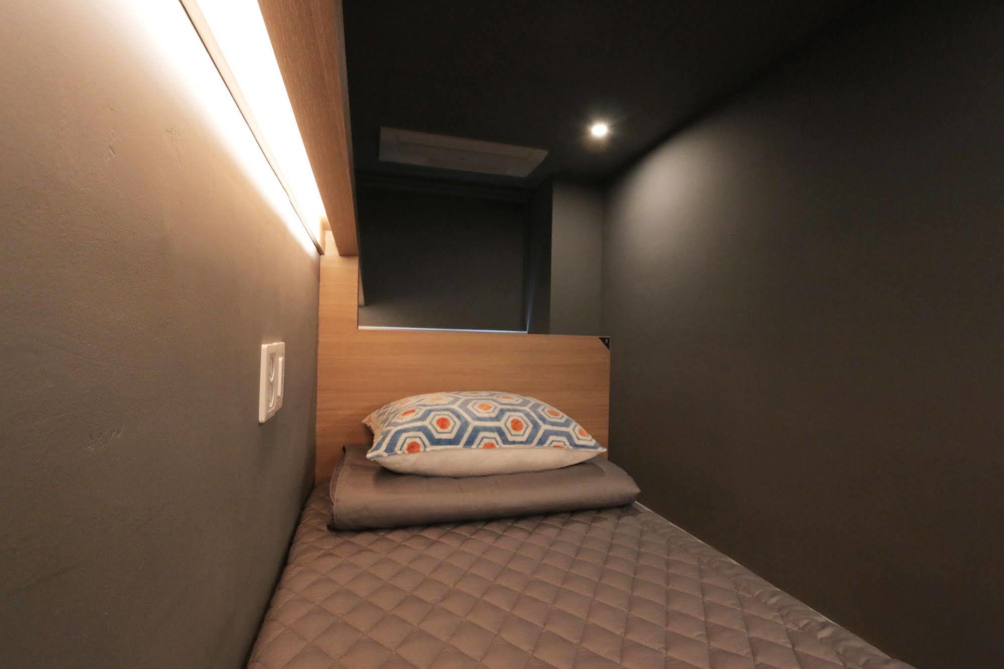 Blueboat Hostel Jeonju Exteriör bild