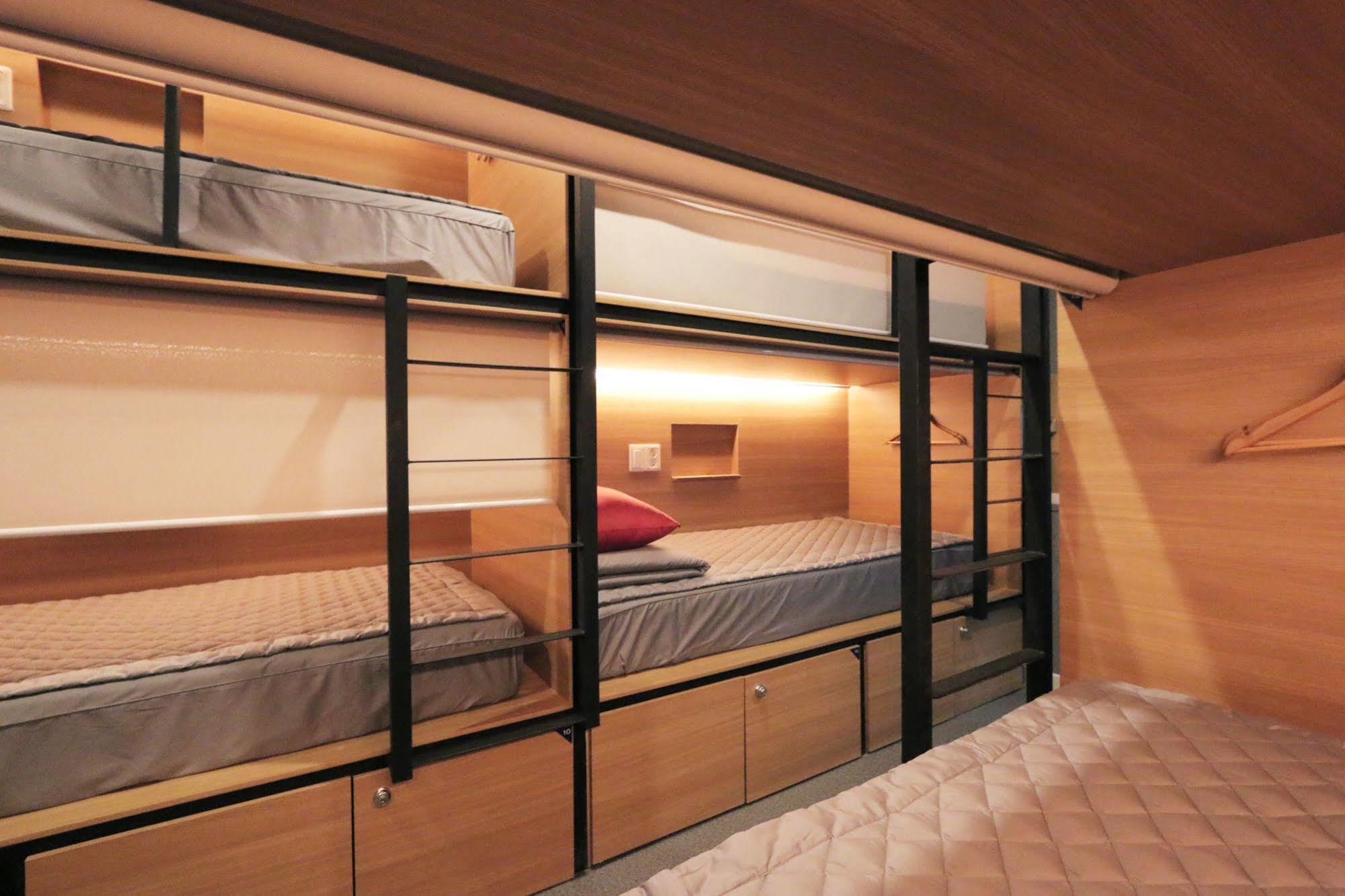 Blueboat Hostel Jeonju Exteriör bild